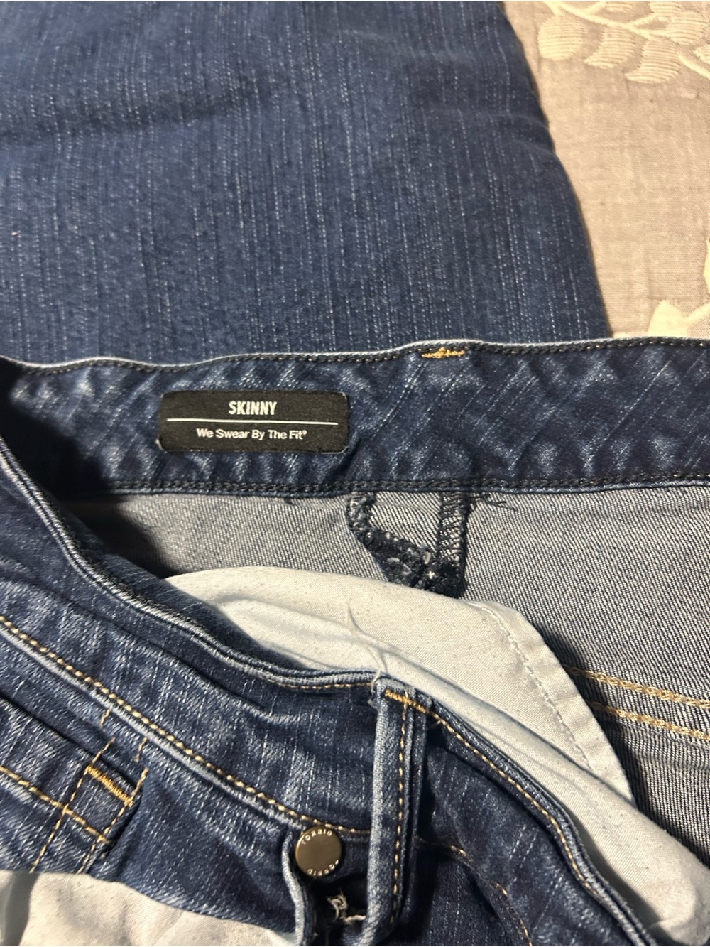 torrid Dark Blue Skinny Jeans - Stretch Denim - Picture 2 of 3